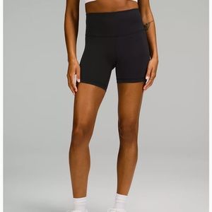 Lululemon Wunder Train 6” Shorts